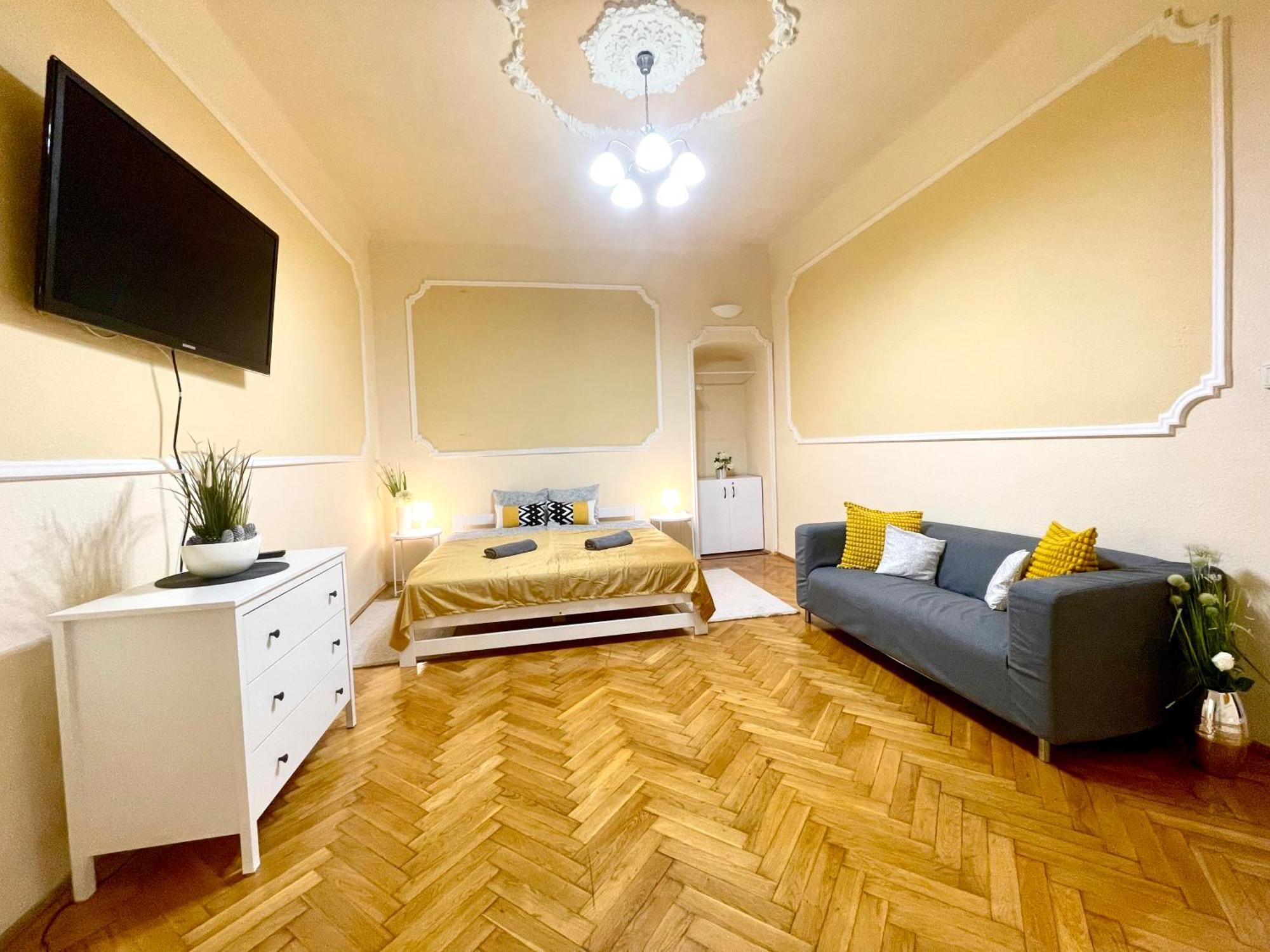 Apartment Big Cosy Near The Famous Westend City Center