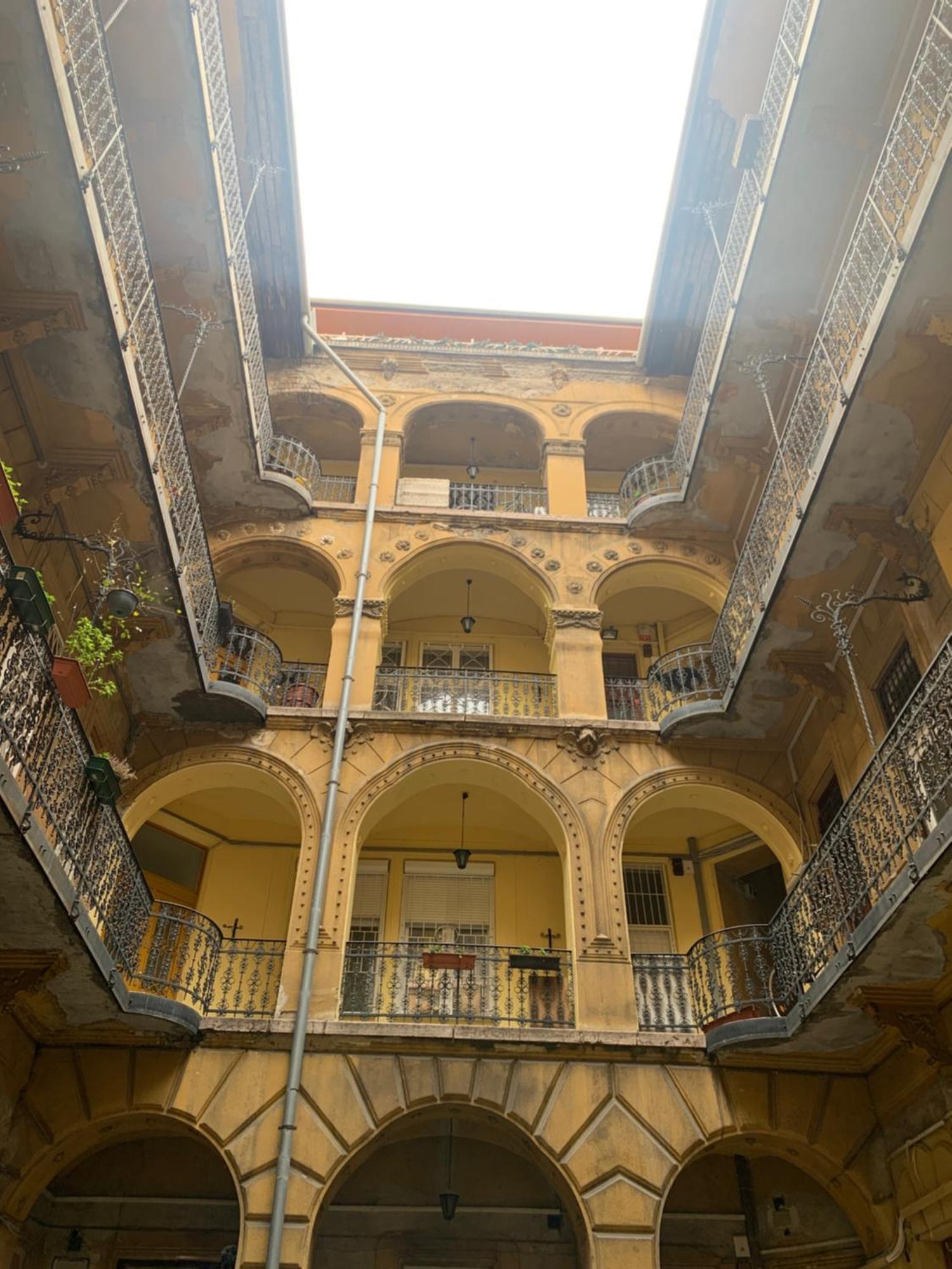 Big Cosy Near The Famous Westend City Center Apartment